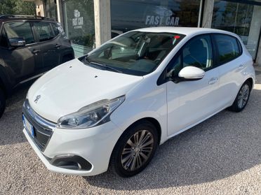 Peugeot 208 1.6 HDI 55kw NEOPATENTATI POCHI KM