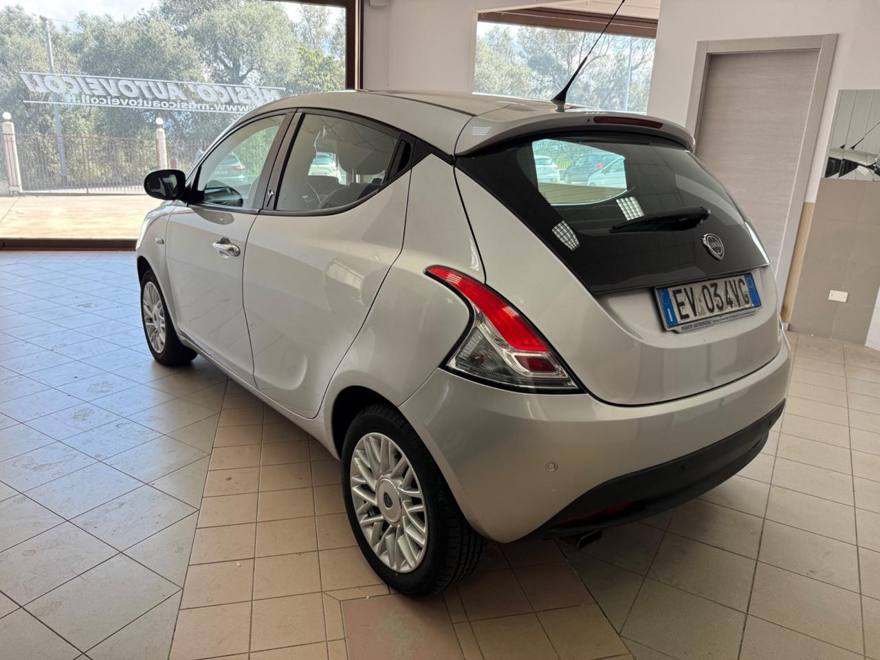 Lancia Ypsilon 1.3 MJT 16V 95 CV 5 porte S&S Platinum