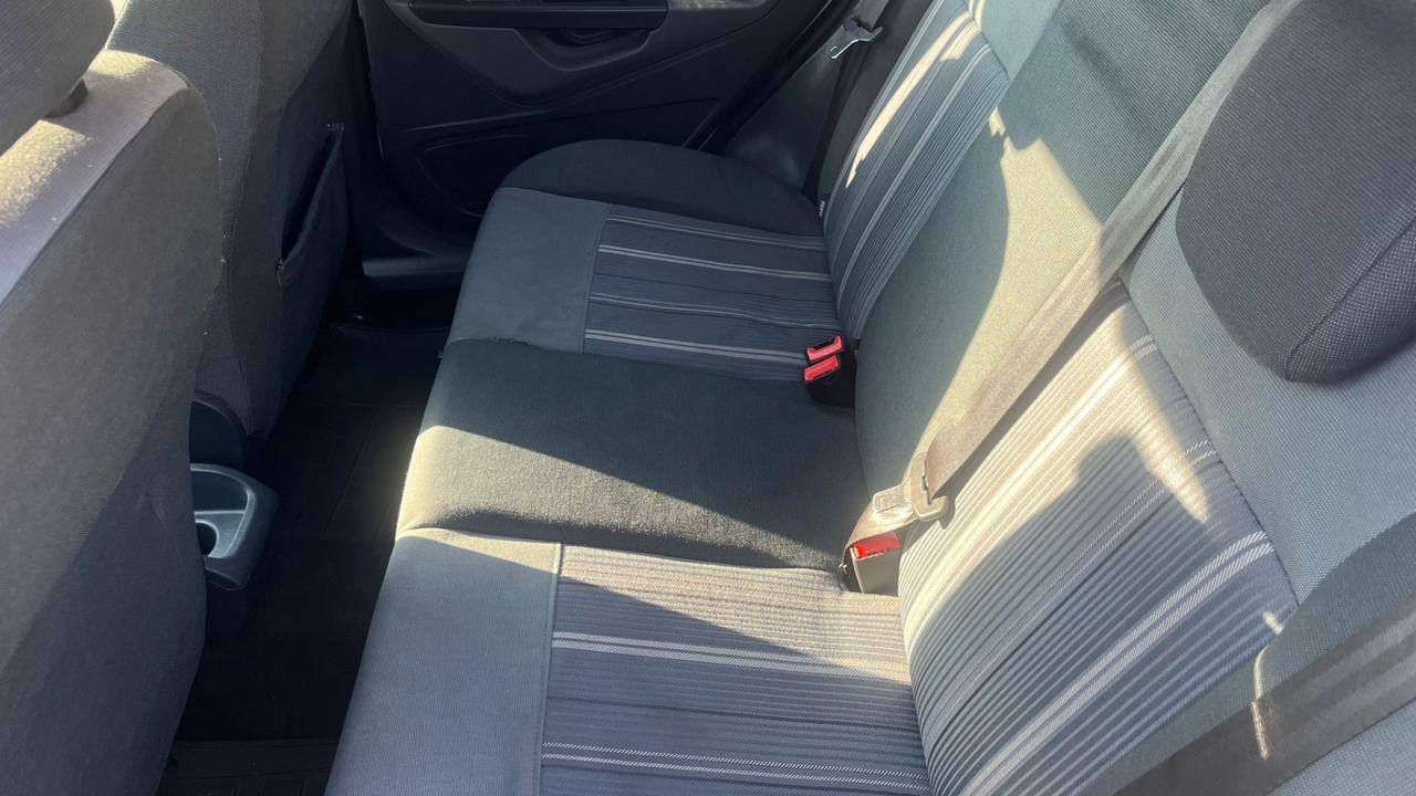 Ford Fiesta 1.4 5 porte Bz.- GPL Titanium