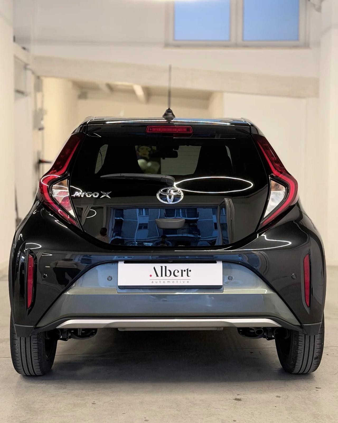 Toyota Aygo X 1.0 VVT-i 72 CV 5 porte Lounge S-CVT