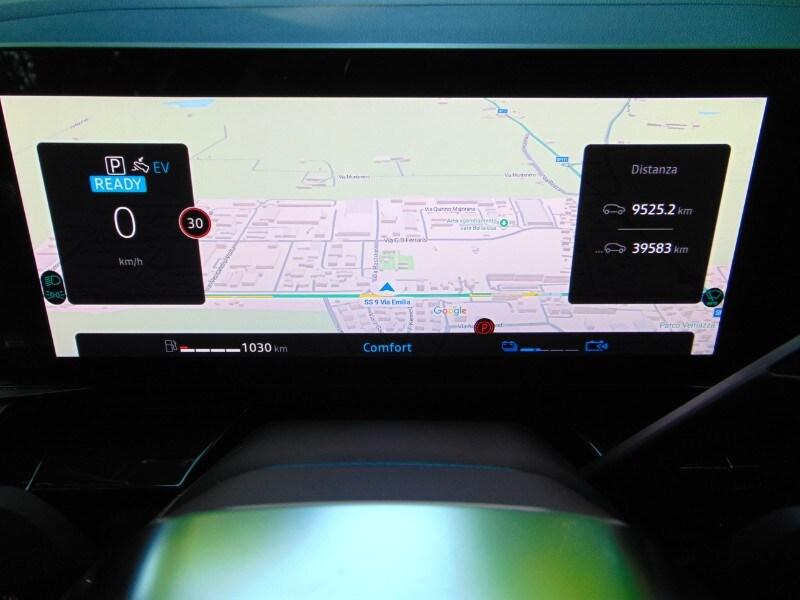 RENAULT Austral Austral Full Hybrid E-Tech 200 ...