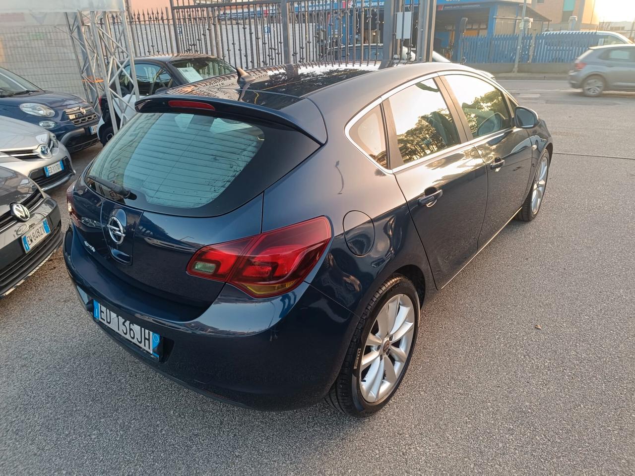 Opel Astra 1.7 CDTI 110CV 5 porte Cosmo