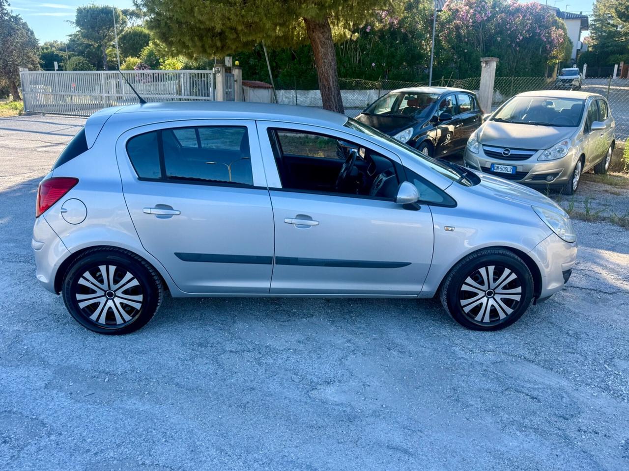 Opel Corsa 1.2 Benzina Neopatentati 130milaKM