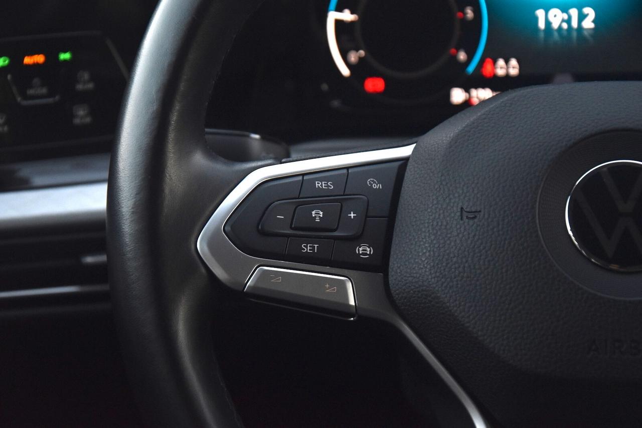 Volkswagen Golf VIII 2.0 TDI 115cv Life