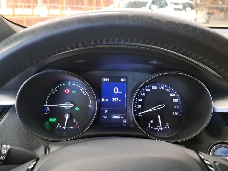 TOYOTA C-HR 1.8H 98CV E-CVT Business