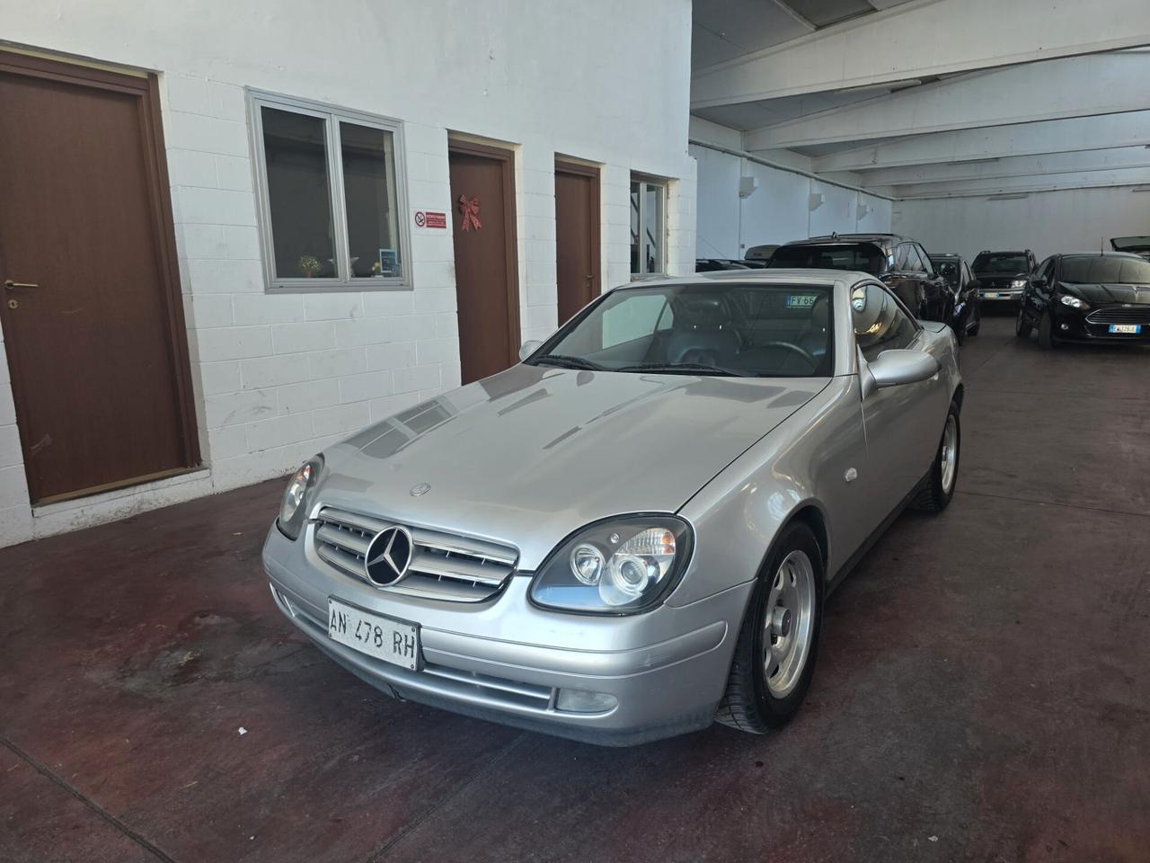 Mercedes-benz SLK 200 cat