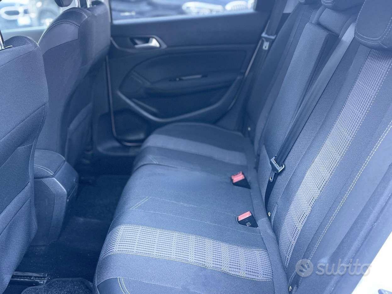 Peugeot 308 1.5 Diesel 130CV E6 Automatica - 2019