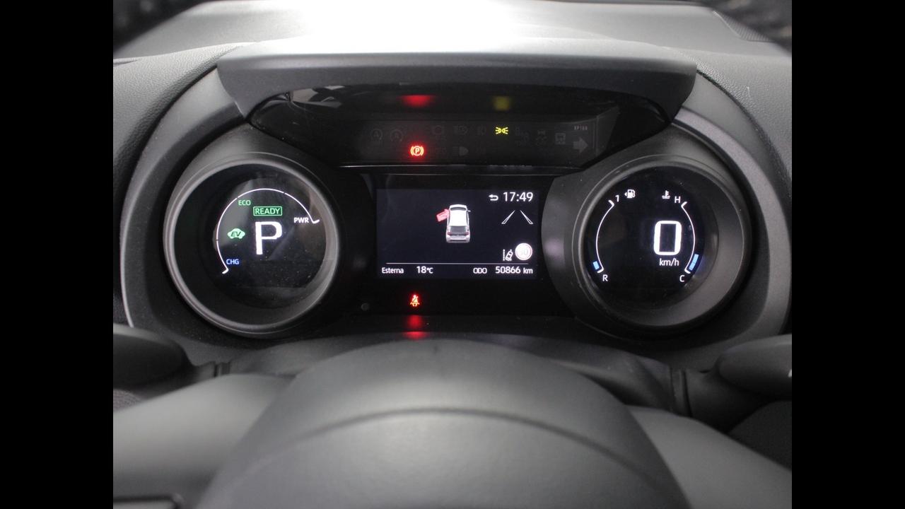 TOYOTA Yaris IV 2020 - Yaris 1.5h Trend
