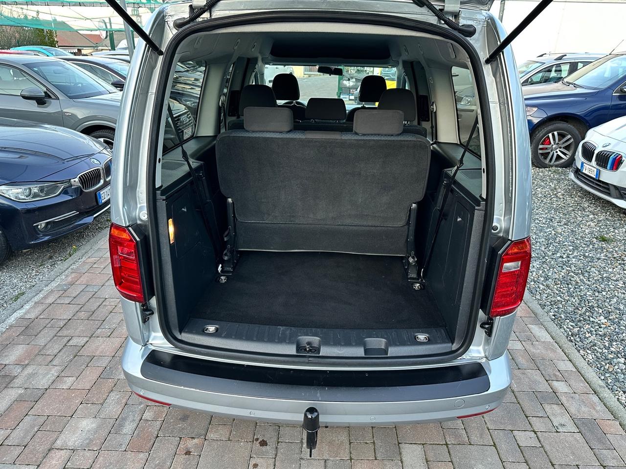 Volkswagen Caddy Pianale Ribassato 2.0 TDI Highline Maxi 7 posti