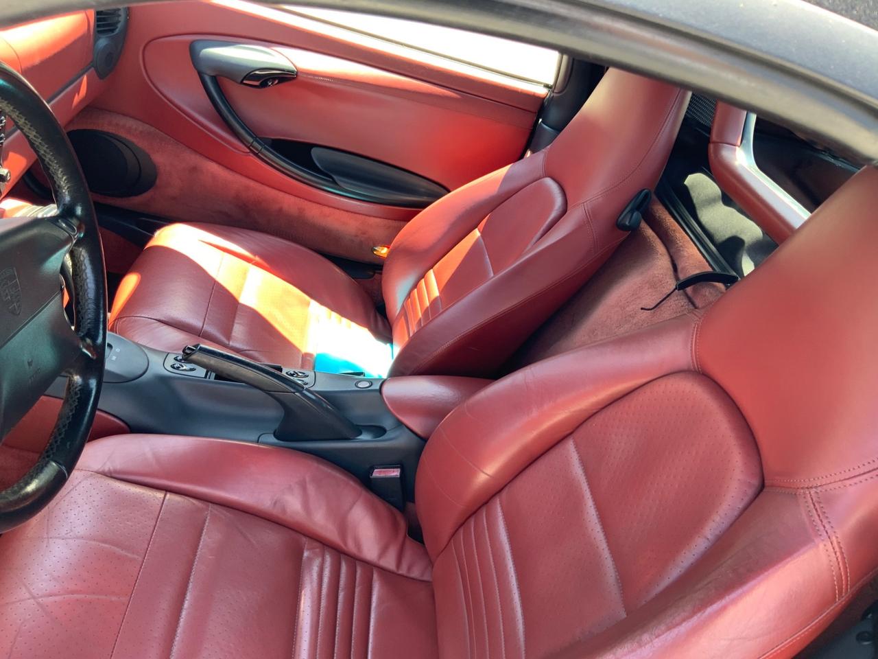 Porsche Boxster 2.5i 24V cat
