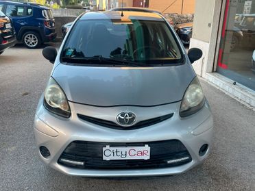 Toyota Aygo 1.0 12V VVT-i 5 porte Lounge Connect