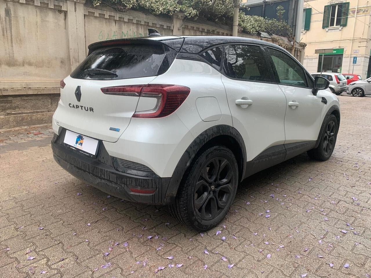 Renault Captur Plug-in Hybrid E-Tech 160 CV Rive Gauche