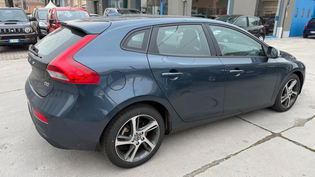 Volvo V40 D2 Momentum