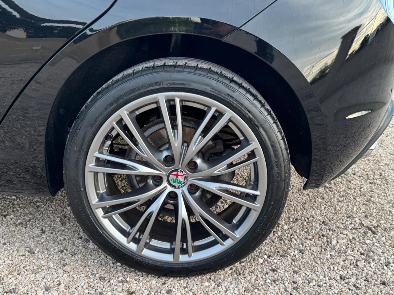 Alfa Romeo Giulietta 2.0 JTDm-2 140 CV Exclusive