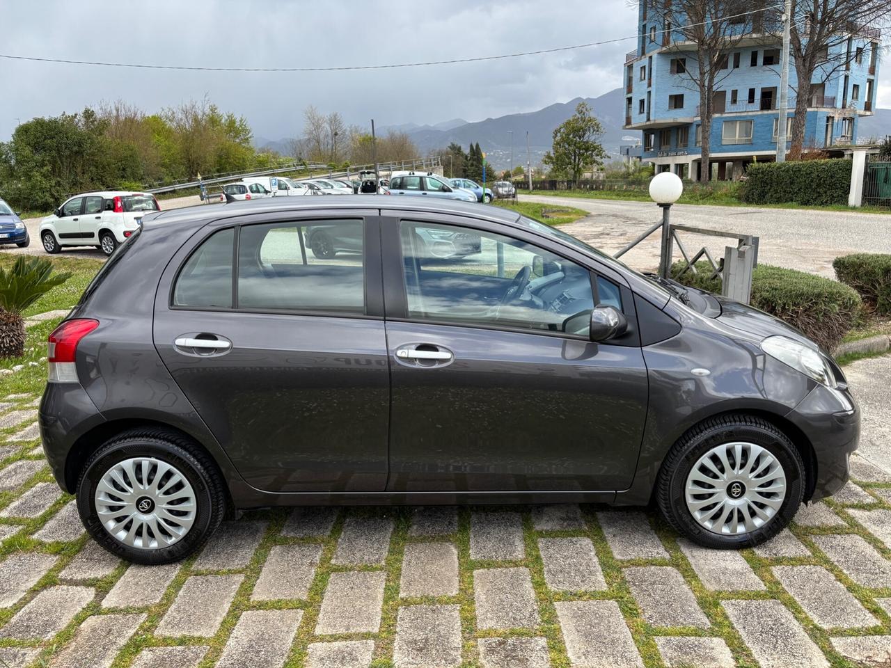 Toyota Yaris 1.3 5 porte Sol-2010"KM CERTIFICATI"