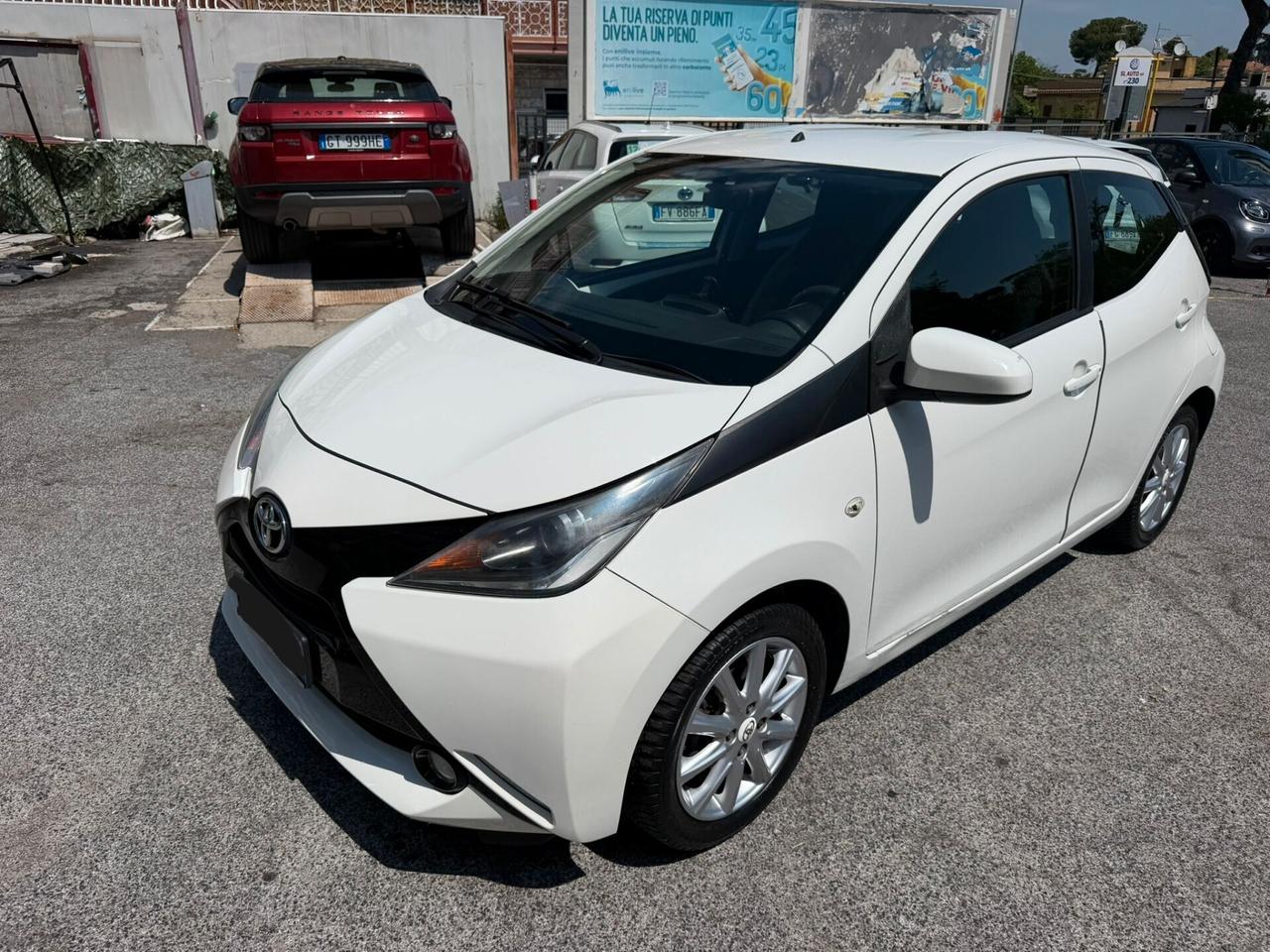 Toyota Aygo 1.0 VVT-i 69 CV 5 porte x-cool MMT