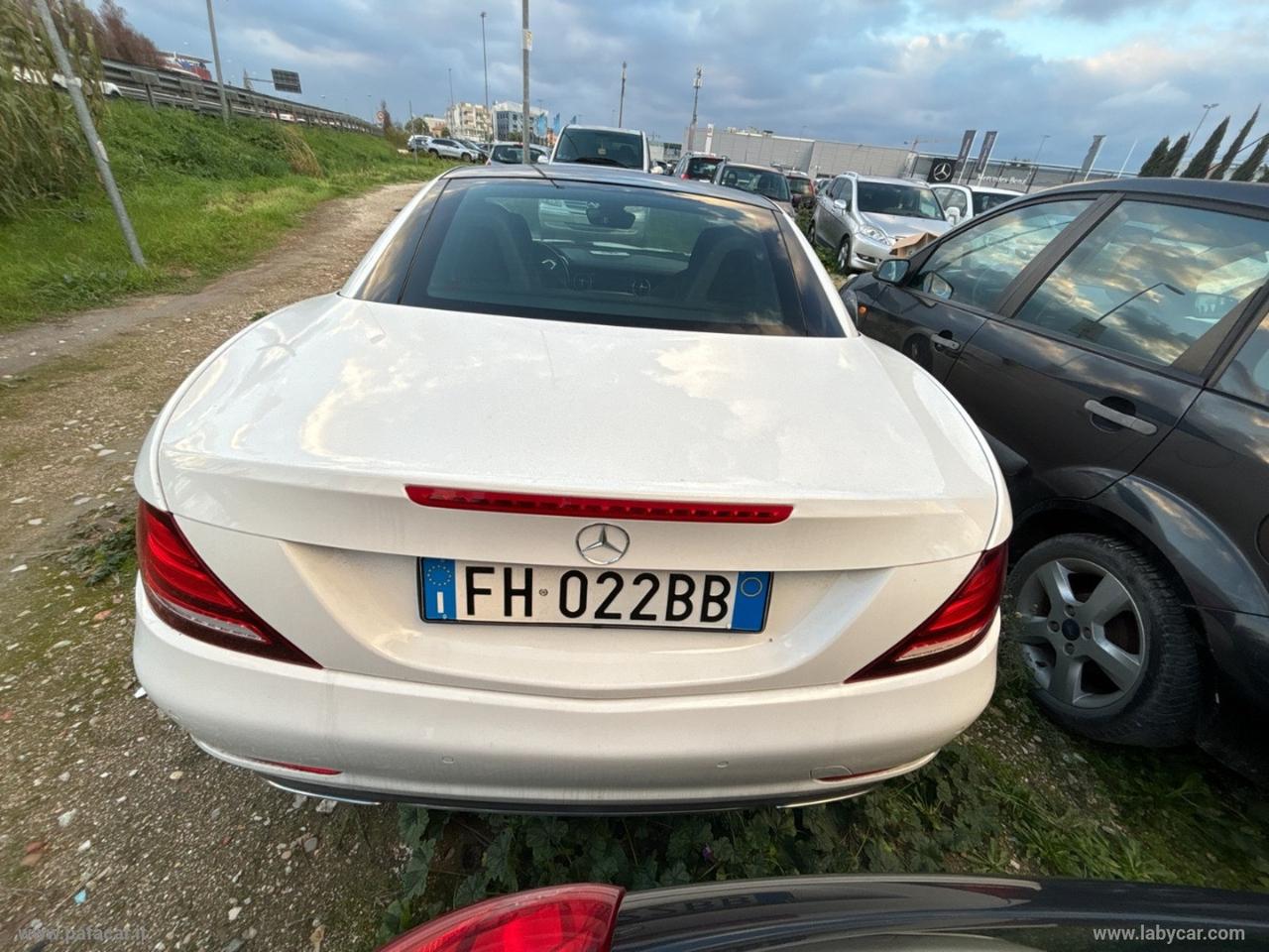 MERCEDES-BENZ SLC 250 d AMG line