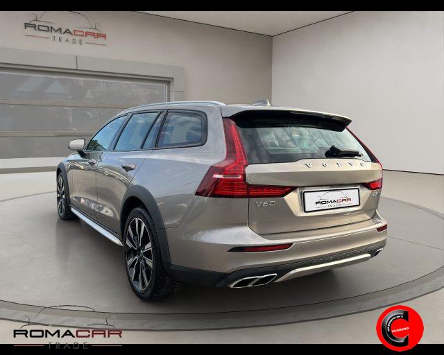 VOLVO V60 Cross Country D4 AWD Geartronic Business Plus