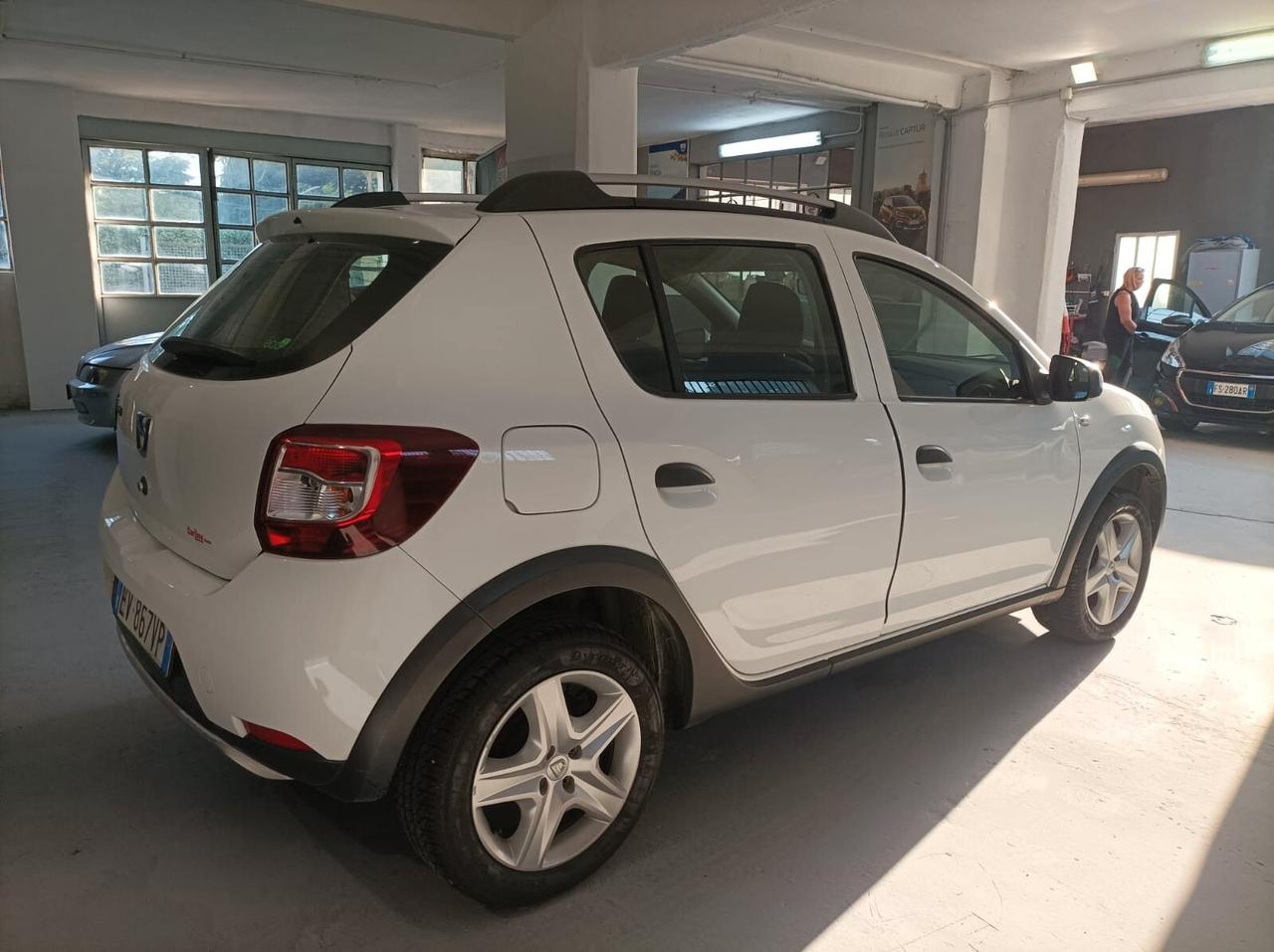 Dacia Sandero Stepway 1.5 dCi 8V 90CV-DISTR FATTA-2014