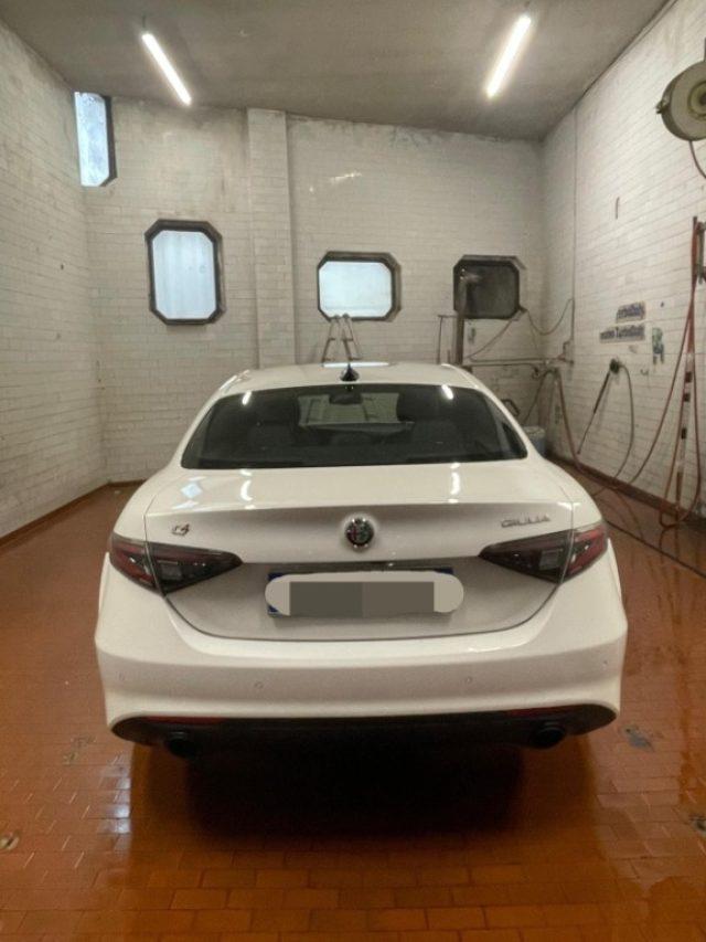 ALFA ROMEO Giulia 2.0 Turbo 280 CV AT8 AWD Q4 Competizione