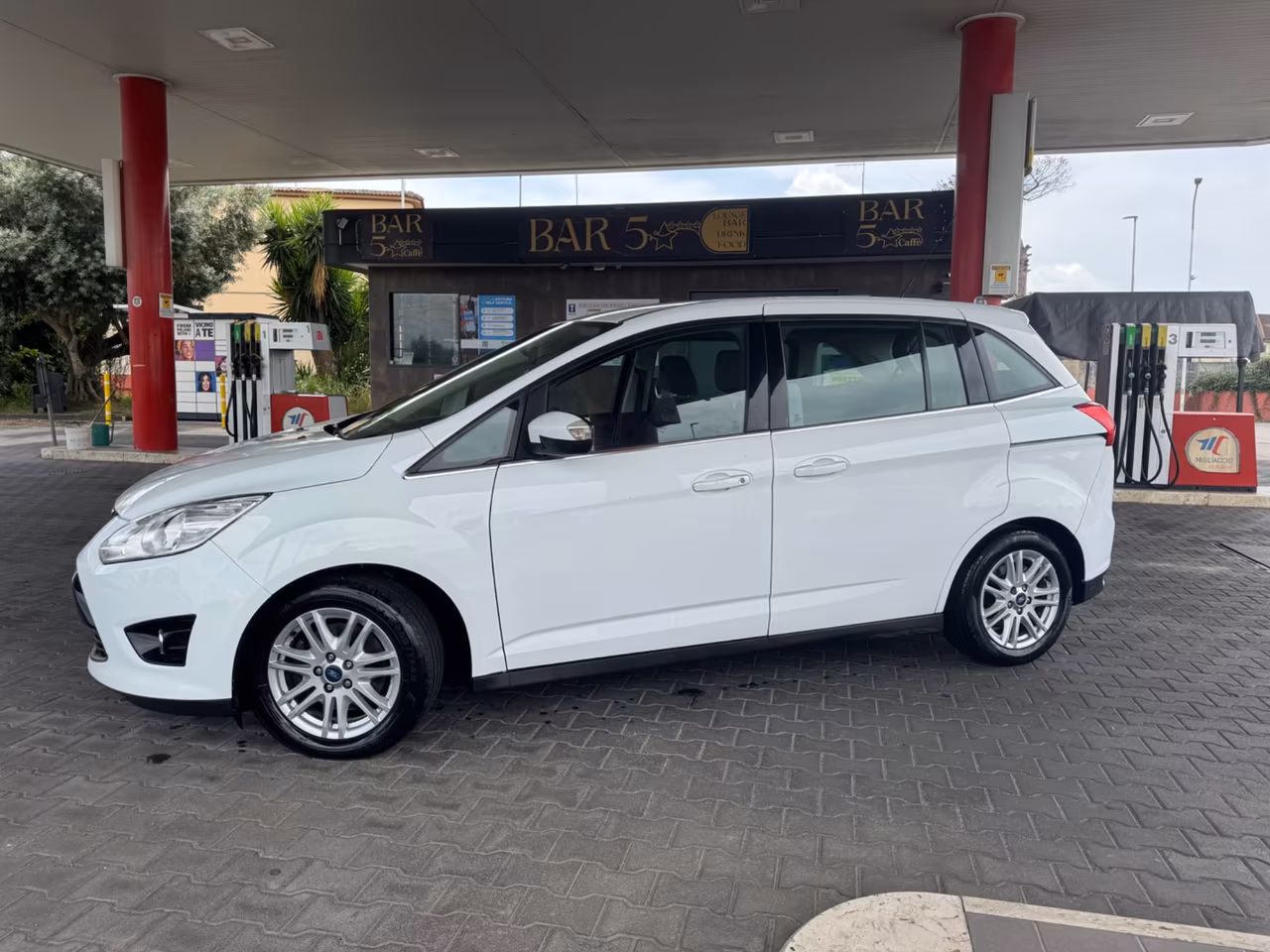 Ford C-Max 1.6 TDCi 115CV Titanium 7 POSTI