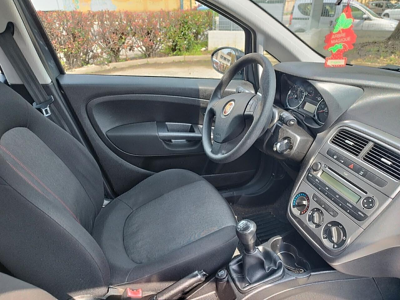 Fiat Punto 1.3 MJT II 75 CV 5 porte Street