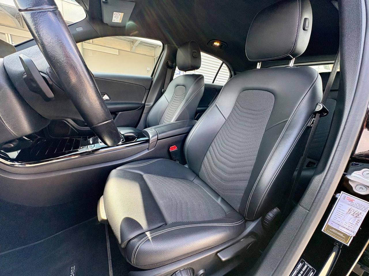 Mercedes-Benz A 180 D Sport Night Edition #10010