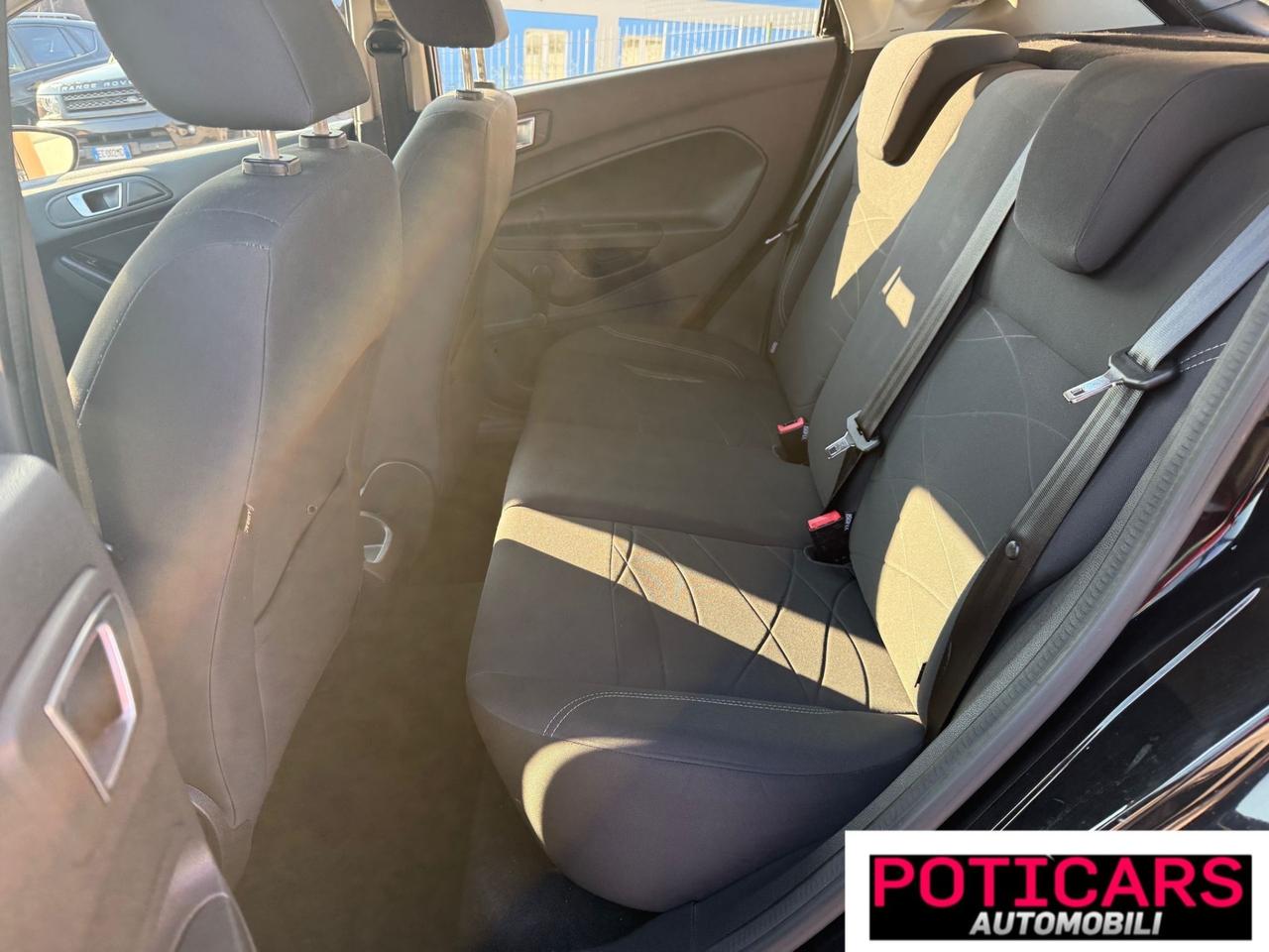 Ford Fiesta 1.5 TDCi 75CV 5 porte Business