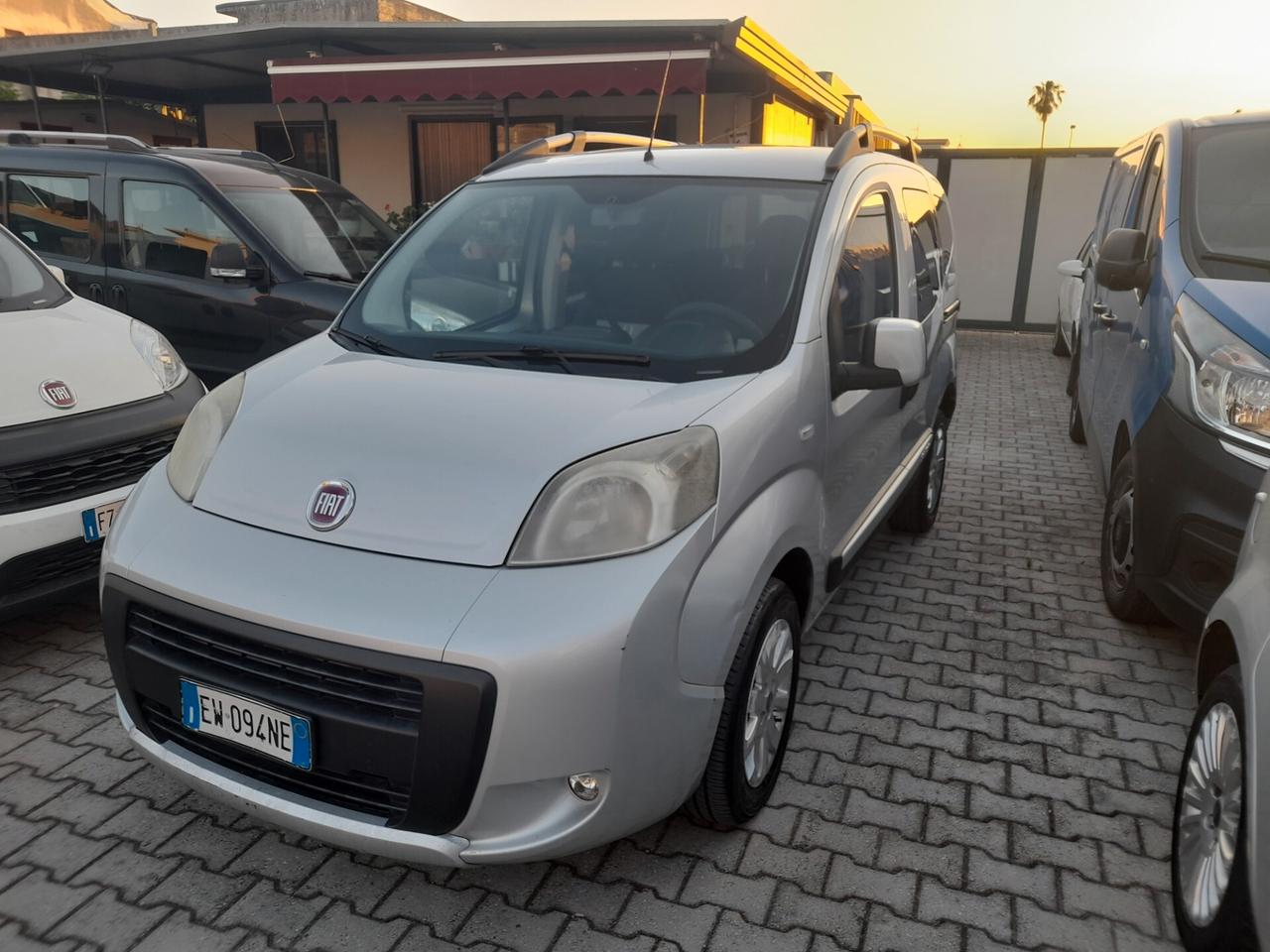 Fiat Qubo 1.3 MJT 95 CV Trekking Autocarro n1 5 posti anno 2014
