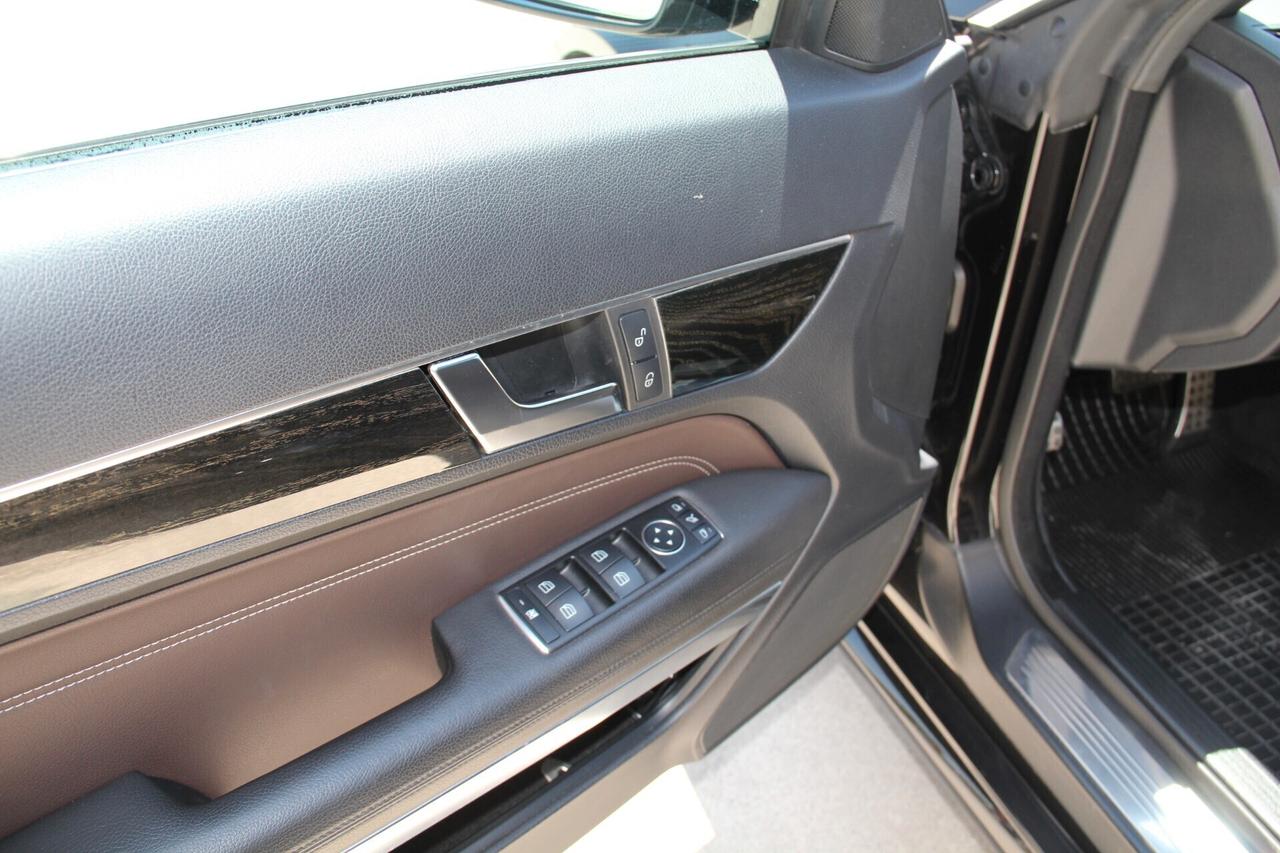 Mercedes-benz E 200 Cabrio Automatic Premium