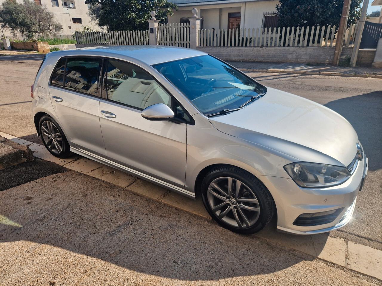 Volkswagen Golf 1.6 TDI 110 CV 5p. Sport R-LINE