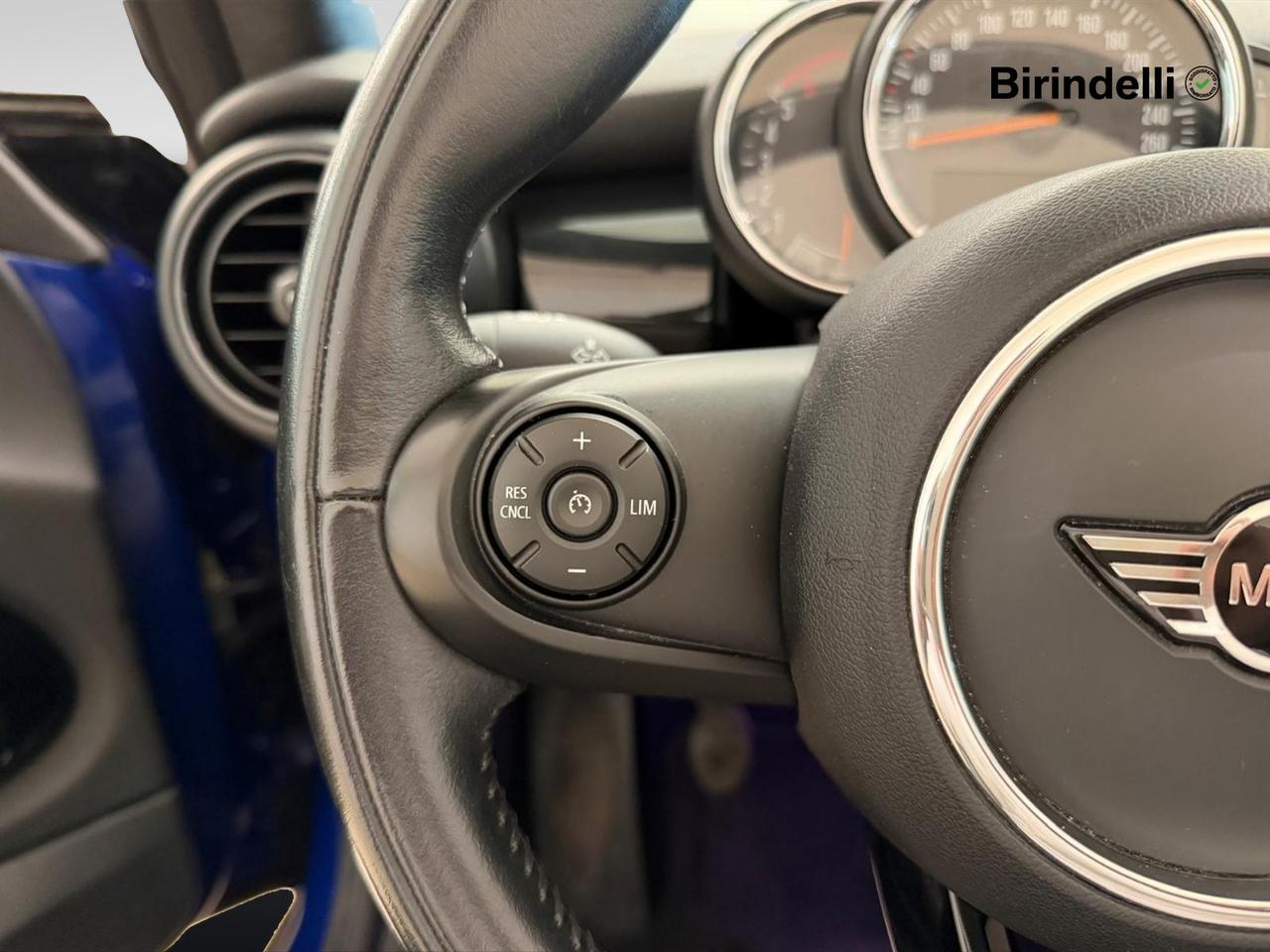 MINI Mini Cabrio (F57) - Mini 1.5 Cooper D Hype Cabrio