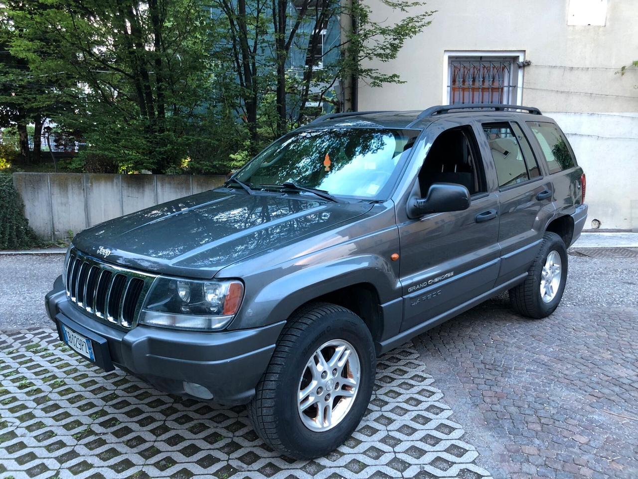 JEEP GRAND CHEROKEE 2.7 CRD QUADRA-TRAC LAREDO