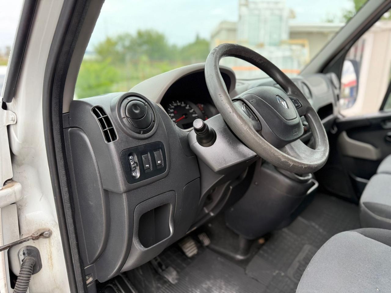 Renault Master 35 2.3 DCI L3H2 GANCIO TRAINO