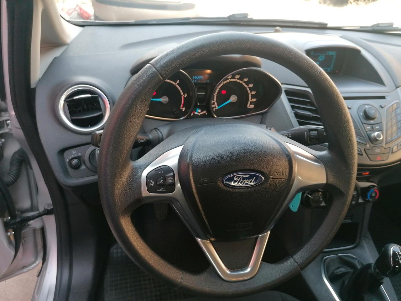 Ford Fiesta 1.5 TDCi 75CV 5 porte