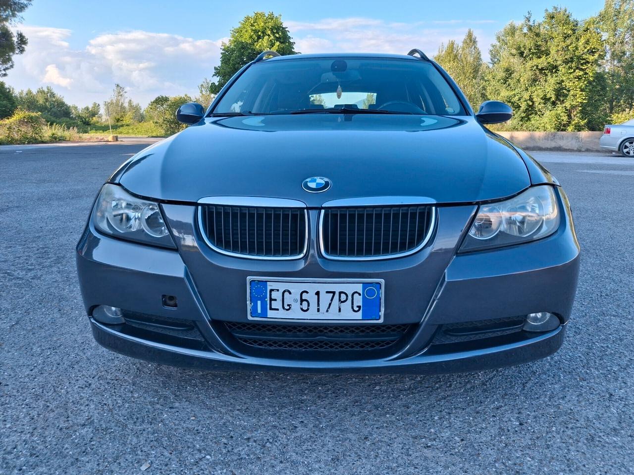 Bmw 318d cat Touring MSport-NAVIGATORE-PELLE-