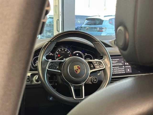 Porsche Cayenne 3.0 V6 E-Hybrid