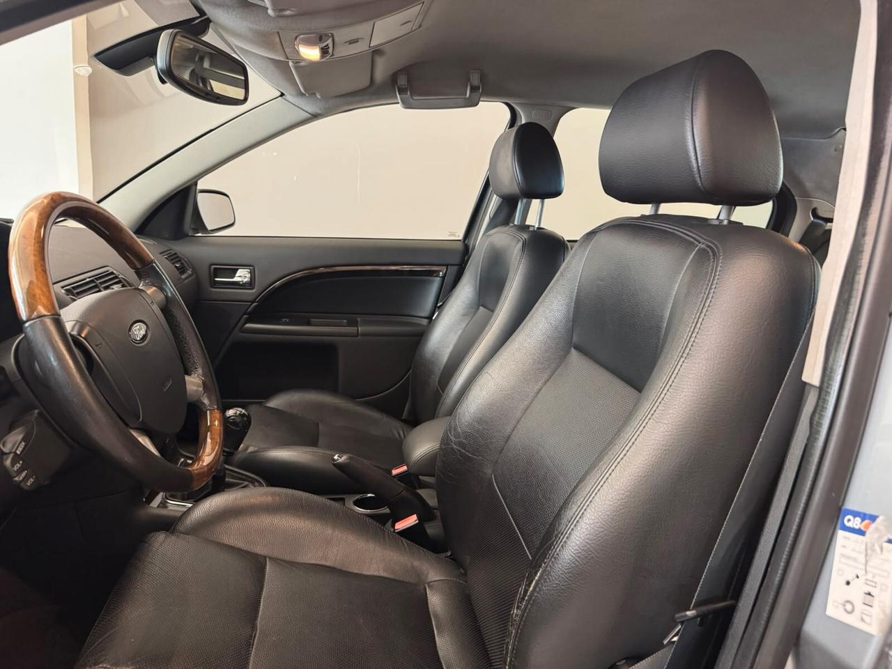 FORD MONDEO 2.2 TDCI GHIA BERLINA