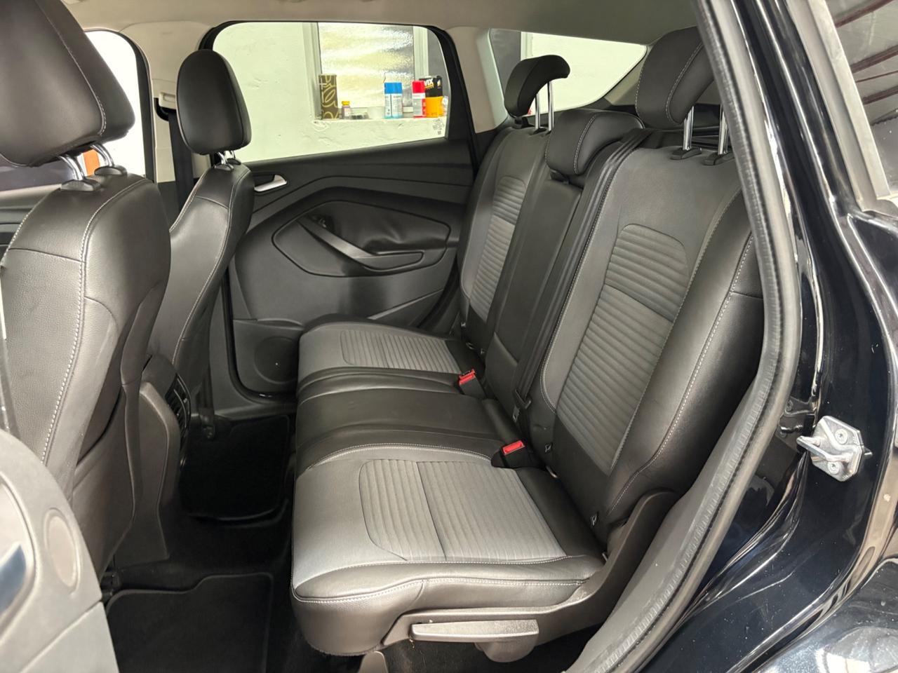 Ford Kuga 1.5 TDCI 120 CV S&S 2WD Titanium