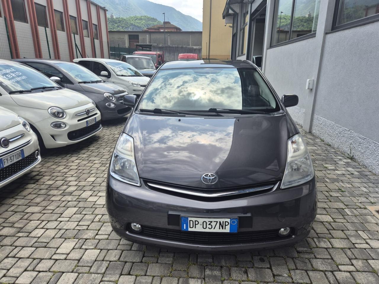 Toyota Prius 1.5i 16V IBRIDA AUTOMATICA 89000KM!!!