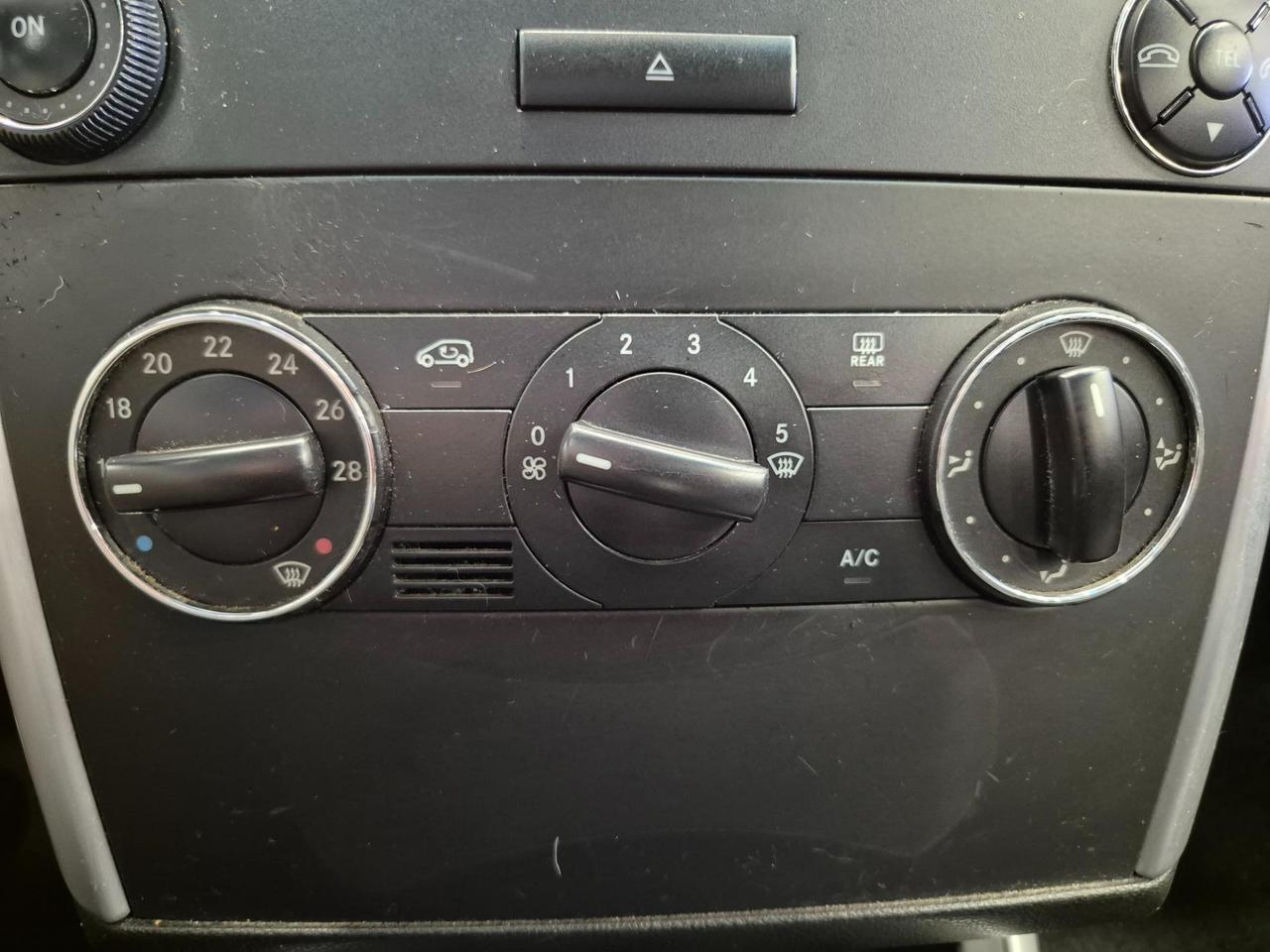 Mercedes B 200 CDI Chrome - NEOPATENTATI - Clima - Radio CD