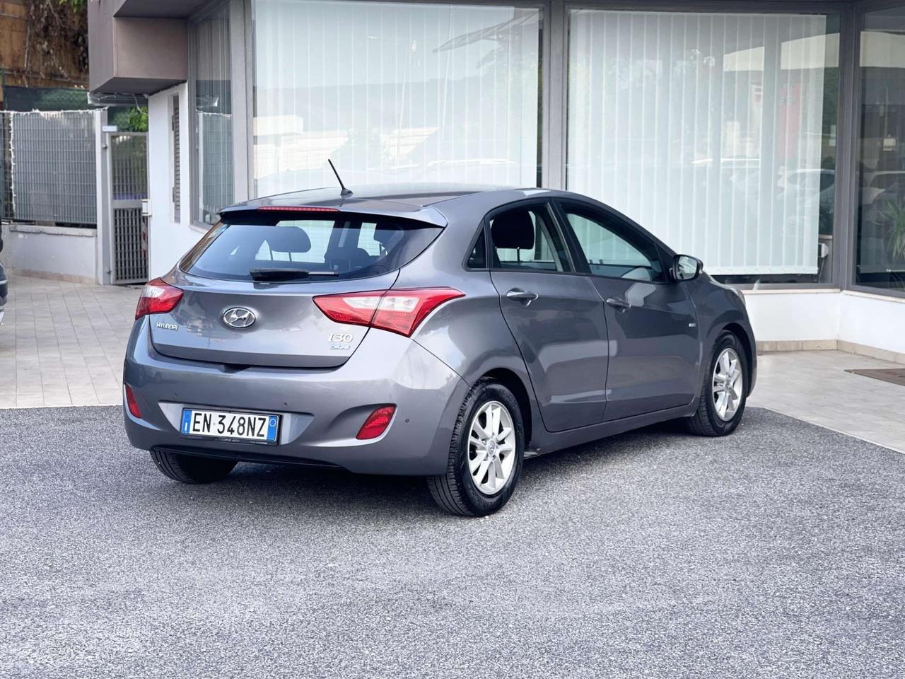 Hyundai i30 1.6 Diesel 110CV E5 Neo - 2012