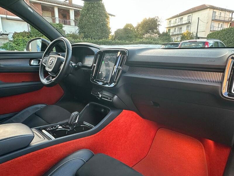 VOLVO XC40 (2017-->) XC40 T3 Geartronic R-design