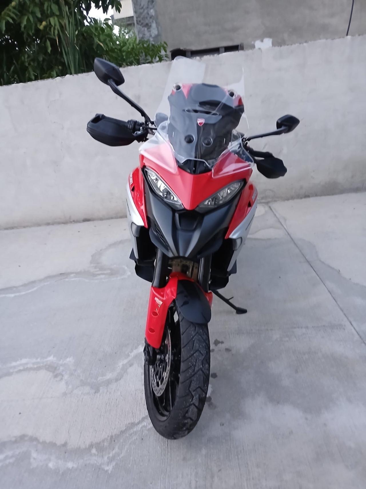 DUCATI MULTISTRADA V4