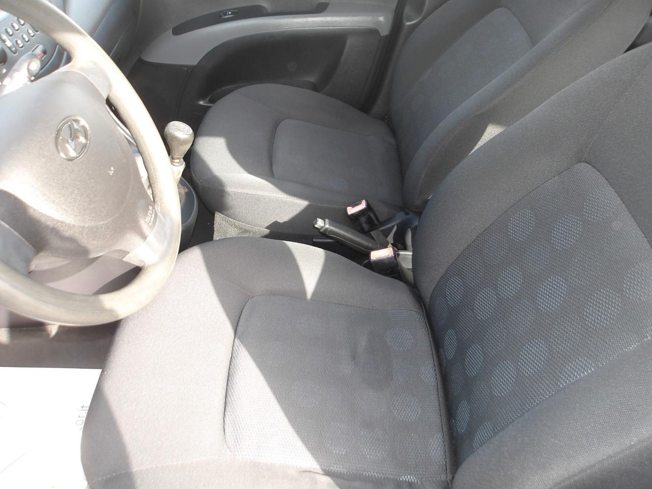 HYUNDAI I10 1.1 B/GPL-(CASA MADRE)-2009