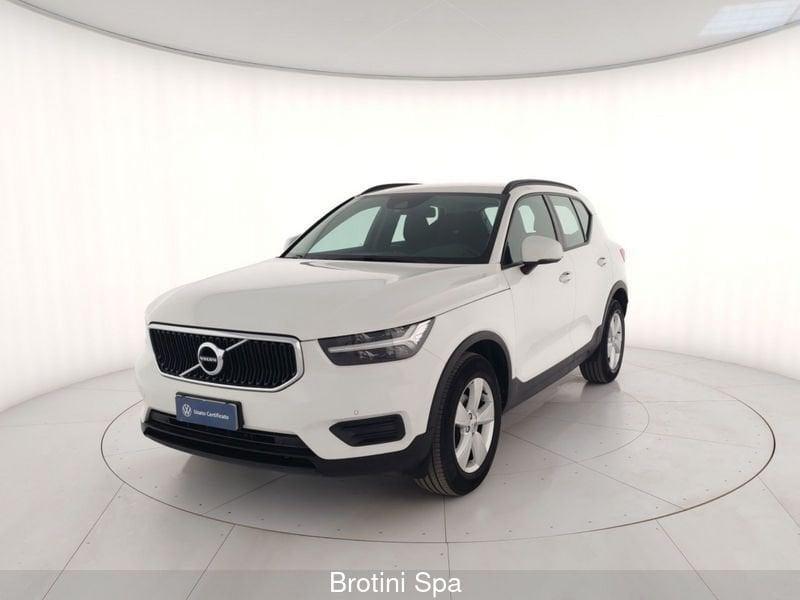Volvo XC40 T2 Momentum Core