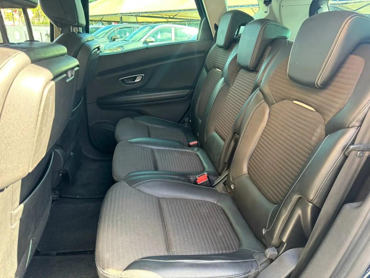 Renault Scenic 1.5 dci energy Bose 110cv