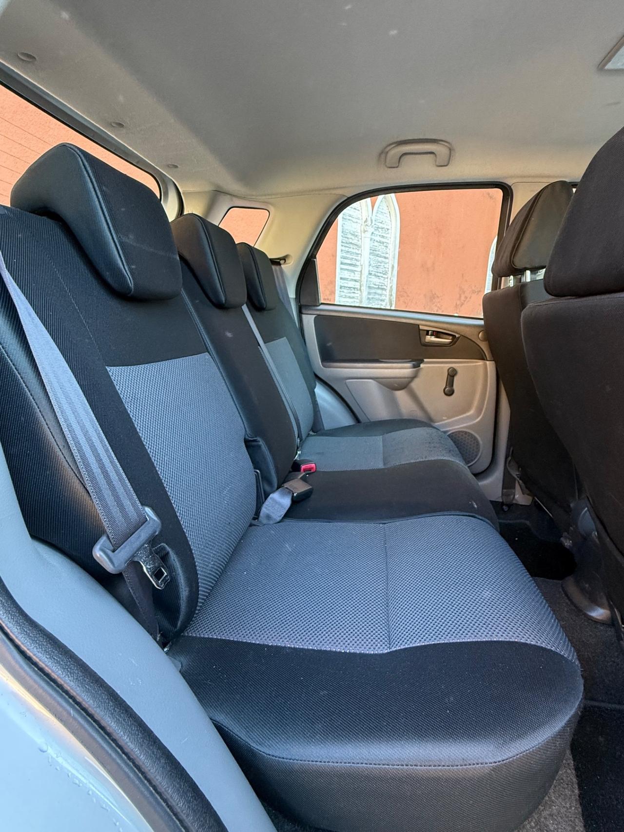 Suzuki SX4 1.6 16V Urban Line