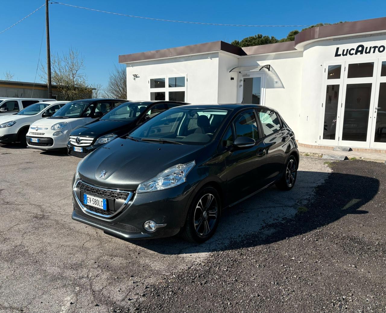 Peugeot 208 1.2 VTi MOTORE NUOVO