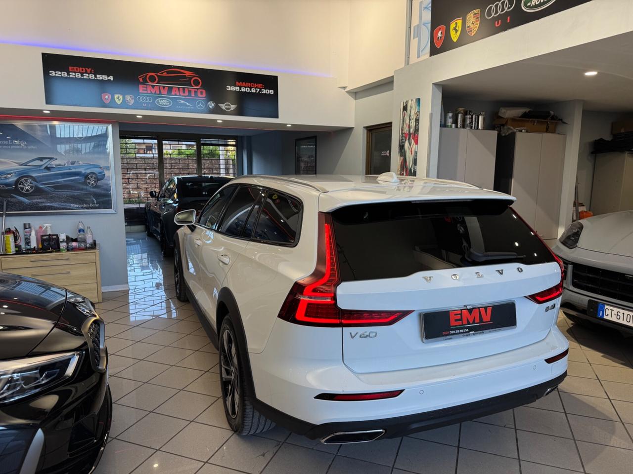 Volvo V60 Cross Country V60 Cross Country B4 (d) AWD automatico Ultimate